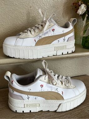 Puma Mayze Stack Sneaker Flower Print Women’s 7.5